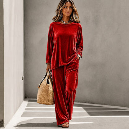 Plumora – Wide-Leg Velvet-Look Top And Trouser Set